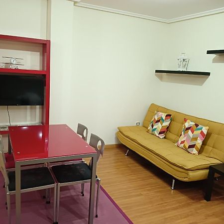 Apartamentos Chevere Rojo-Huca Oviedo Zewnętrze zdjęcie