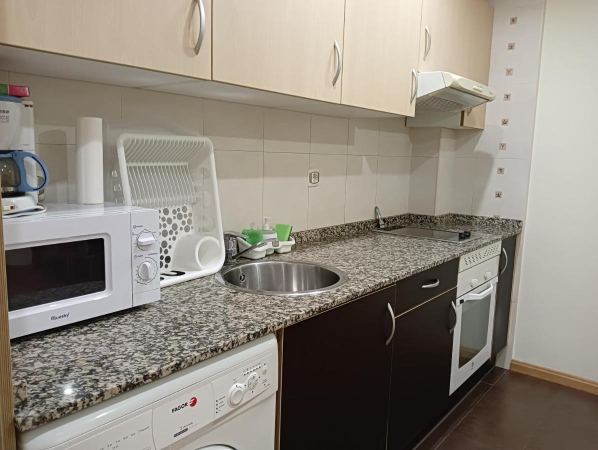 Apartamentos Chevere Rojo-Huca Oviedo Zewnętrze zdjęcie